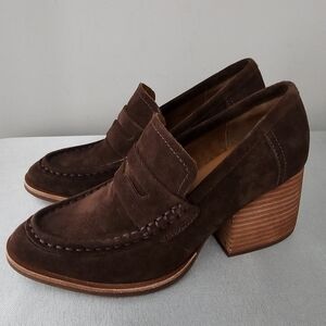 KORK EASE Modeste Dark Castagno Suede Heeled Penny Loafers, Shoes